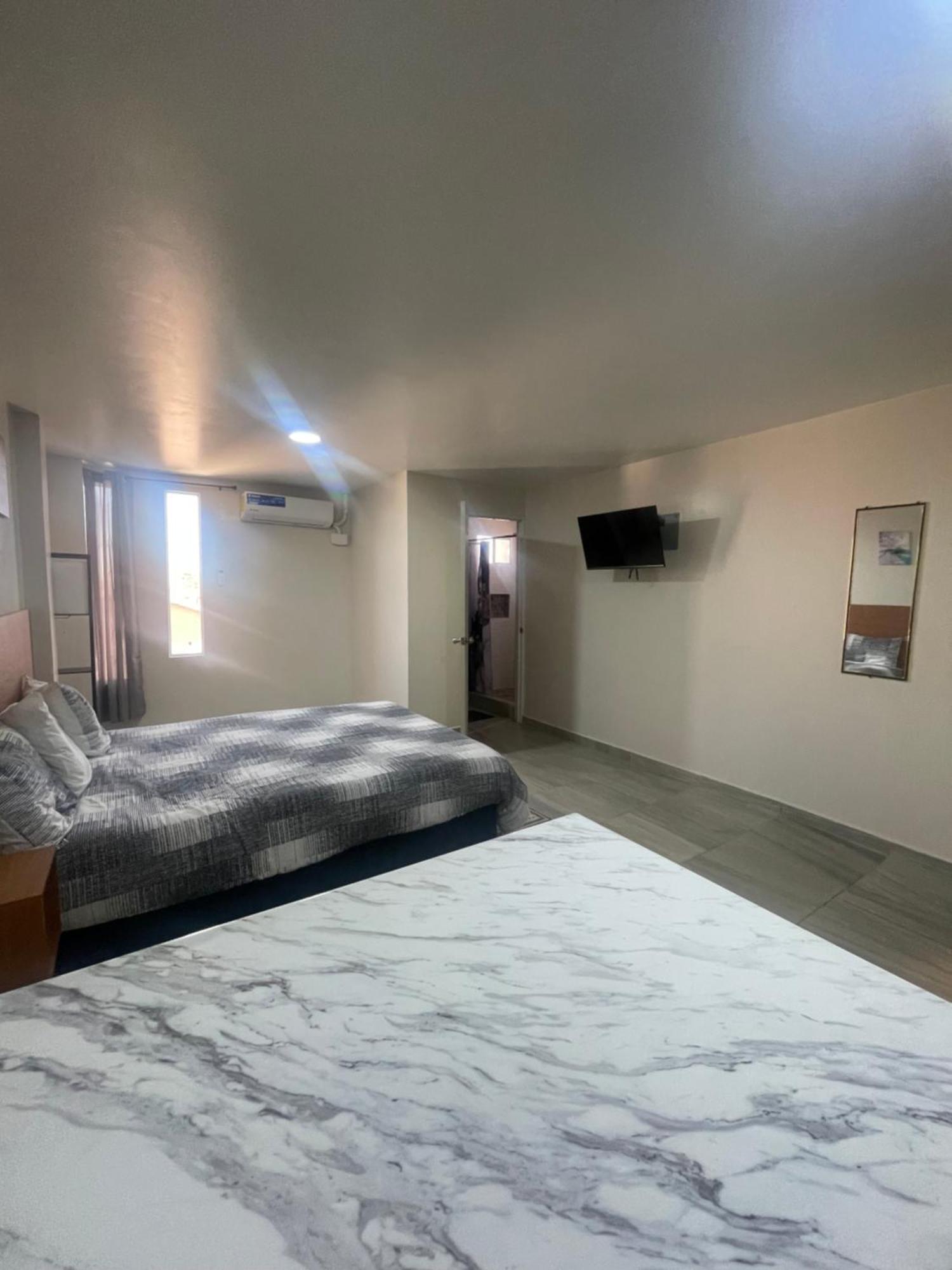 Apartamentos Aeropuerto Ciudad Juárez Eksteriør bilde